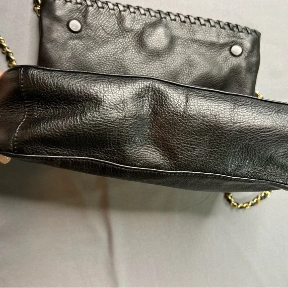 Tory Burch Marion Fold-Over Leather Crossbody – Black & Gold - Picture 5 of 10